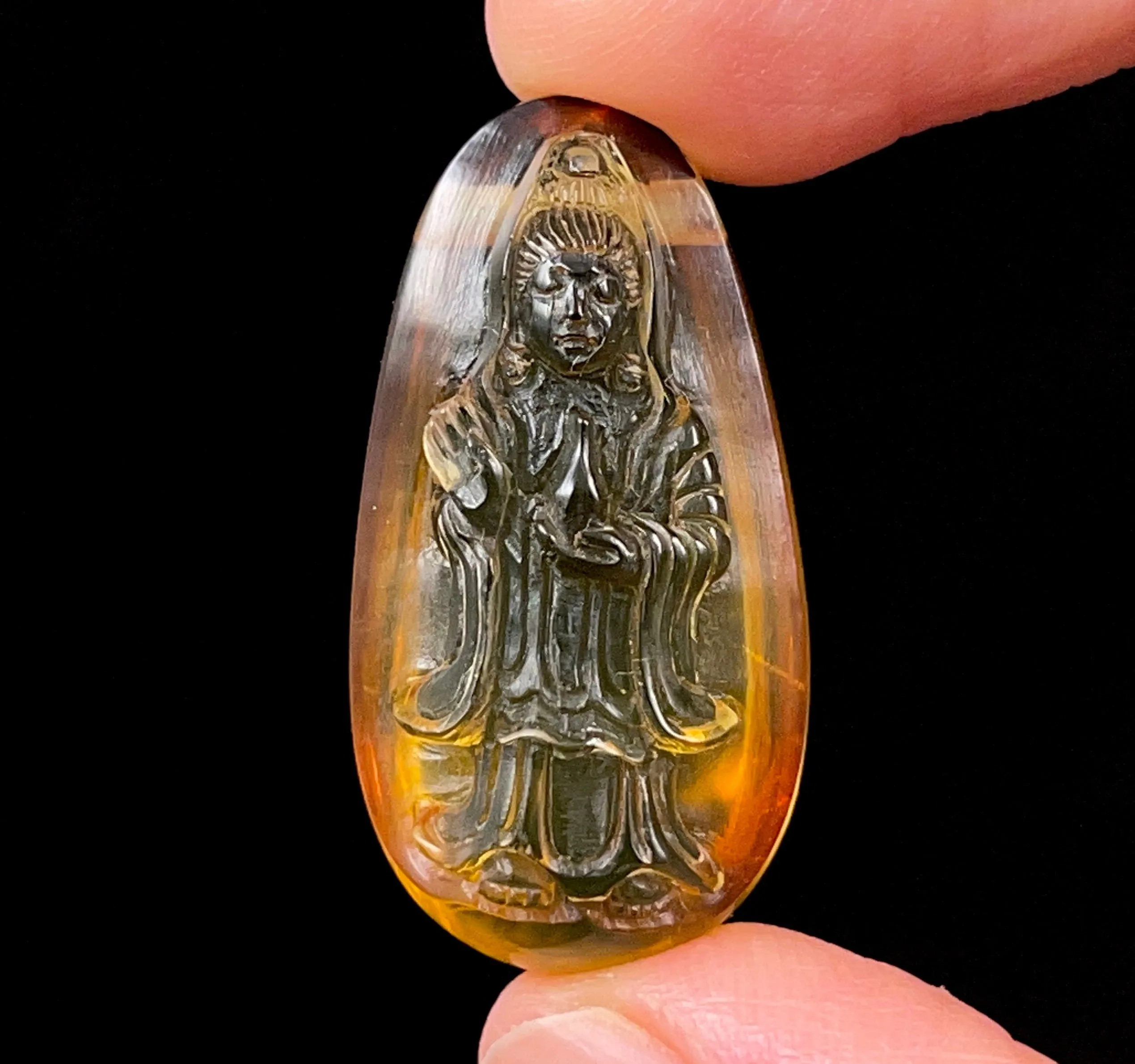 AMBER Crystal Kuan Yin - Crystal Carving, Housewarming Gift, Home Decor, Healing Crystals and Stones, 52668