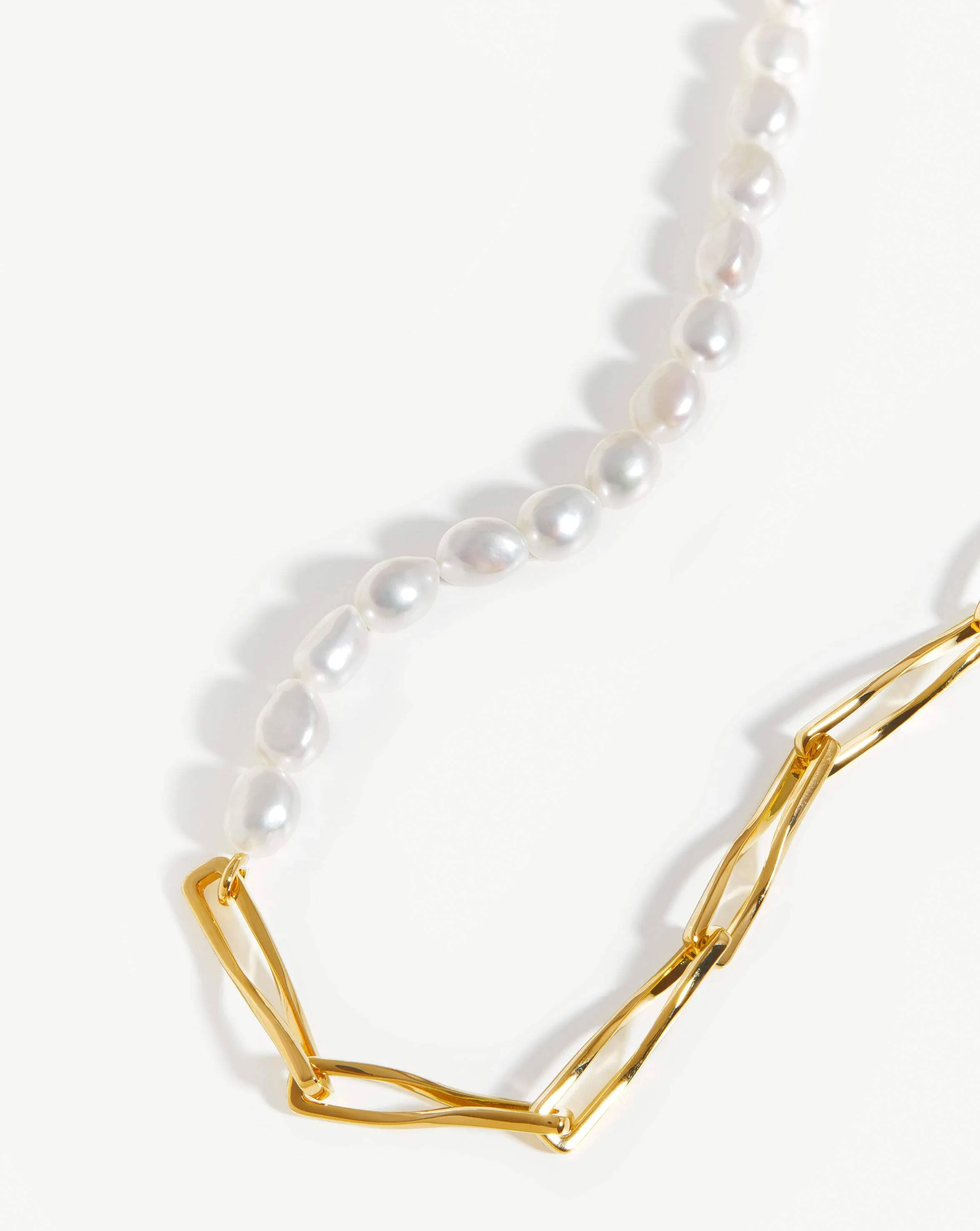 Baroque Pearl Twisted Link Necklace | 18k Gold Plated/Pearl