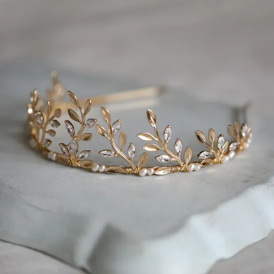 Reina Pearl Gold Laurel Tiara Crown