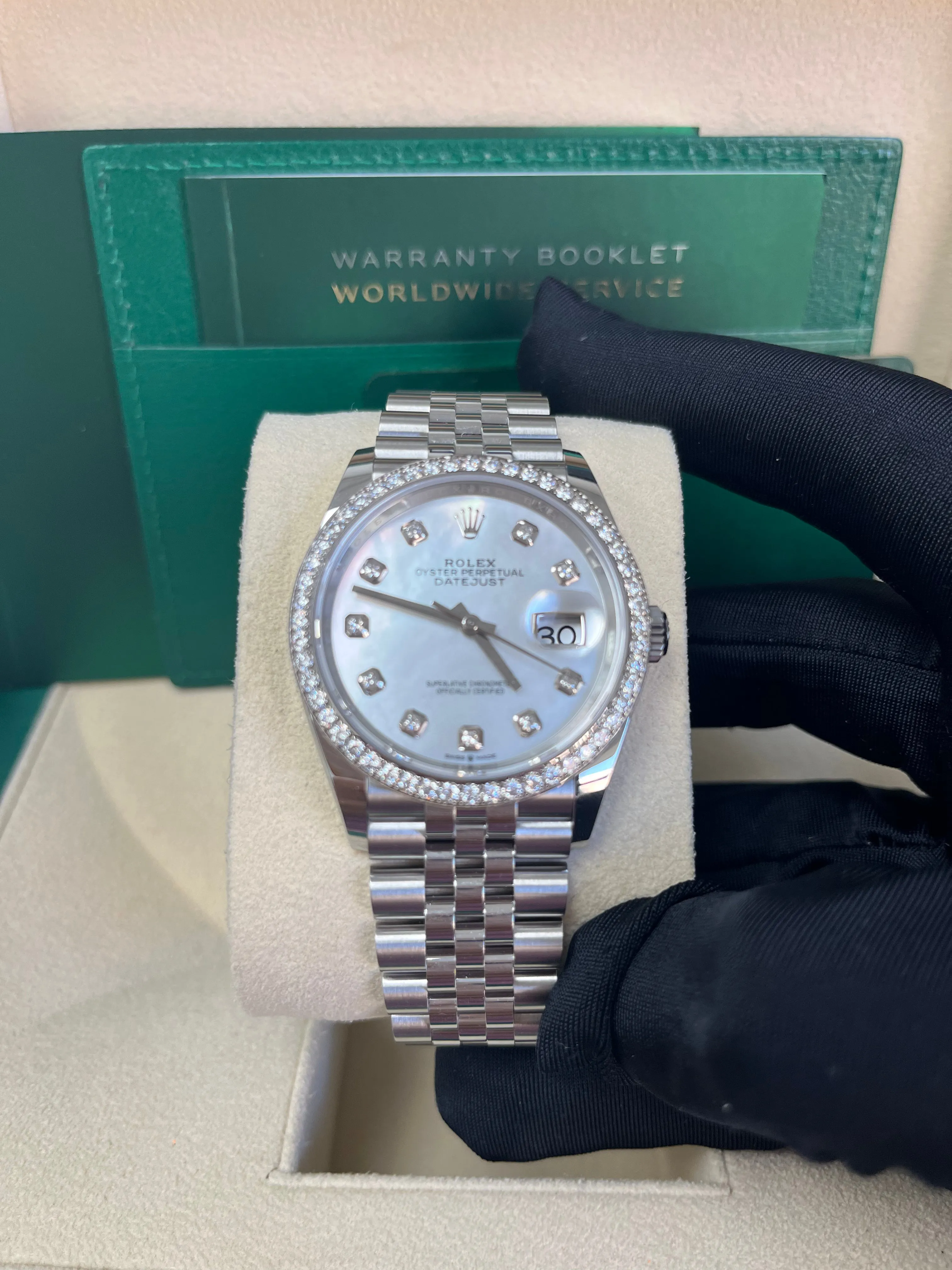 Rolex Datejust 36 Mother of Pearl Diamond Dial Diamond Bezel steel - 36mm Jubilee Bracelet (Reference #126284rbr)