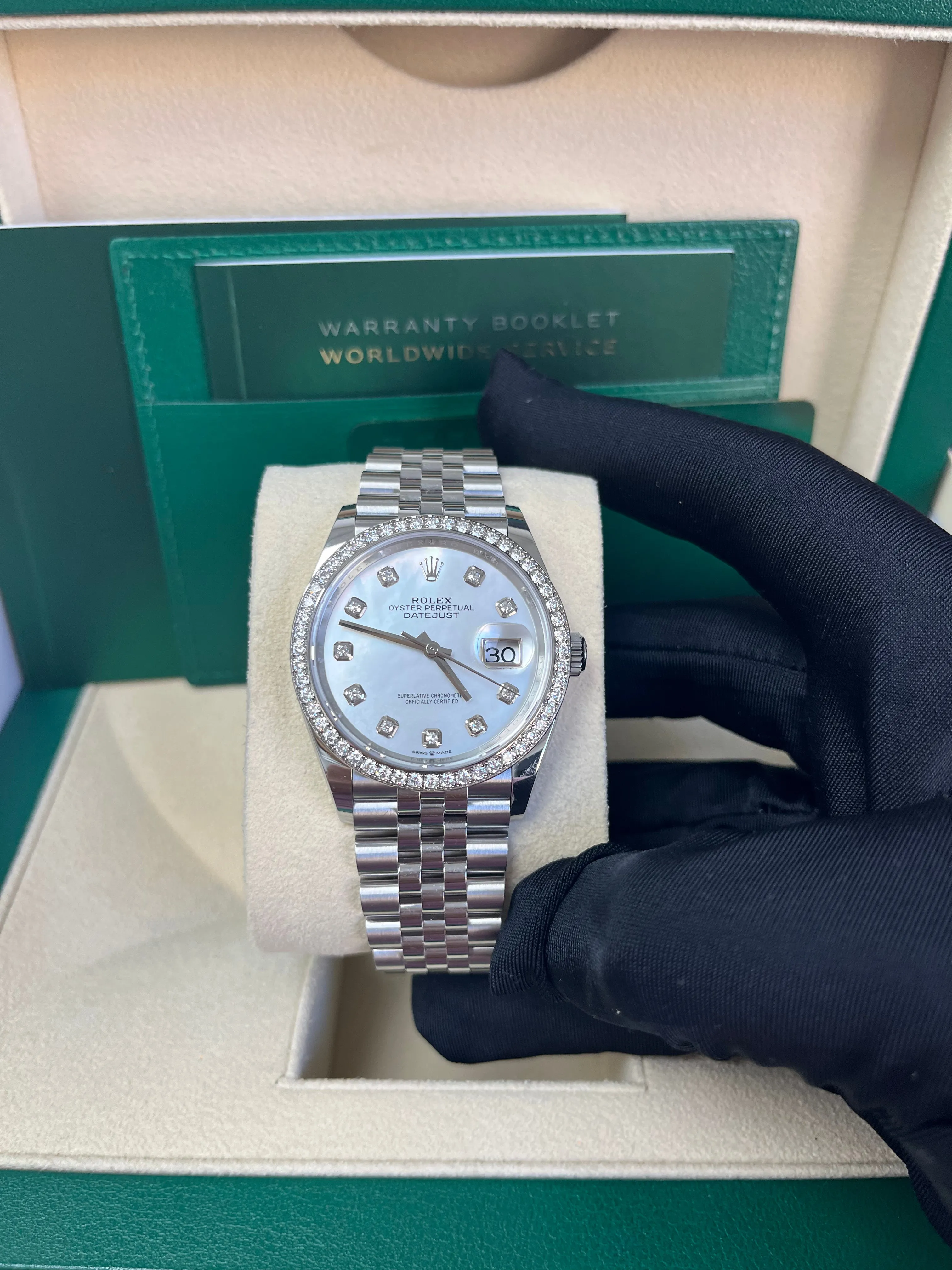 Rolex Datejust 36 Mother of Pearl Diamond Dial Diamond Bezel steel - 36mm Jubilee Bracelet (Reference #126284rbr)