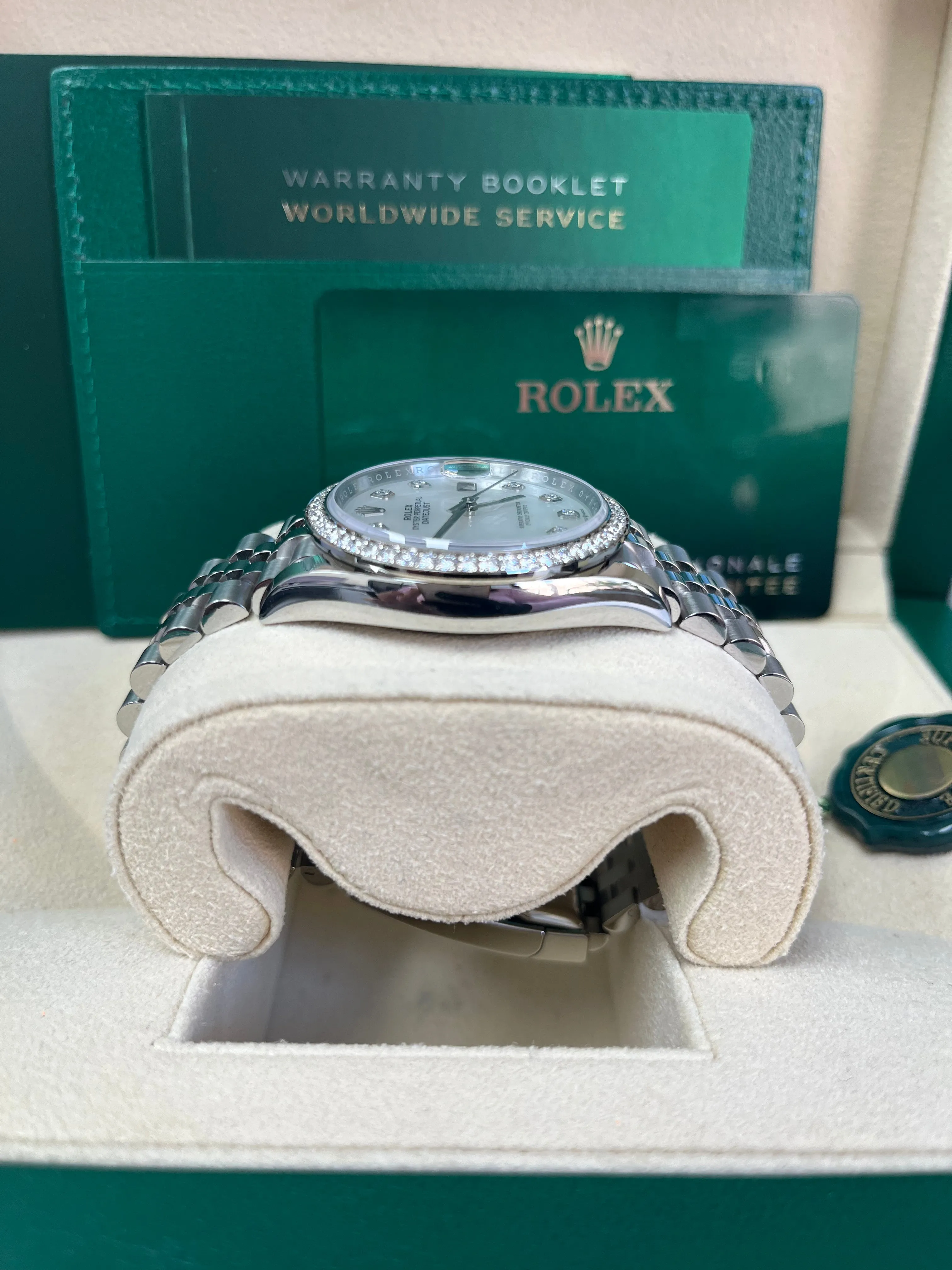 Rolex Datejust 36 Mother of Pearl Diamond Dial Diamond Bezel steel - 36mm Jubilee Bracelet (Reference #126284rbr)