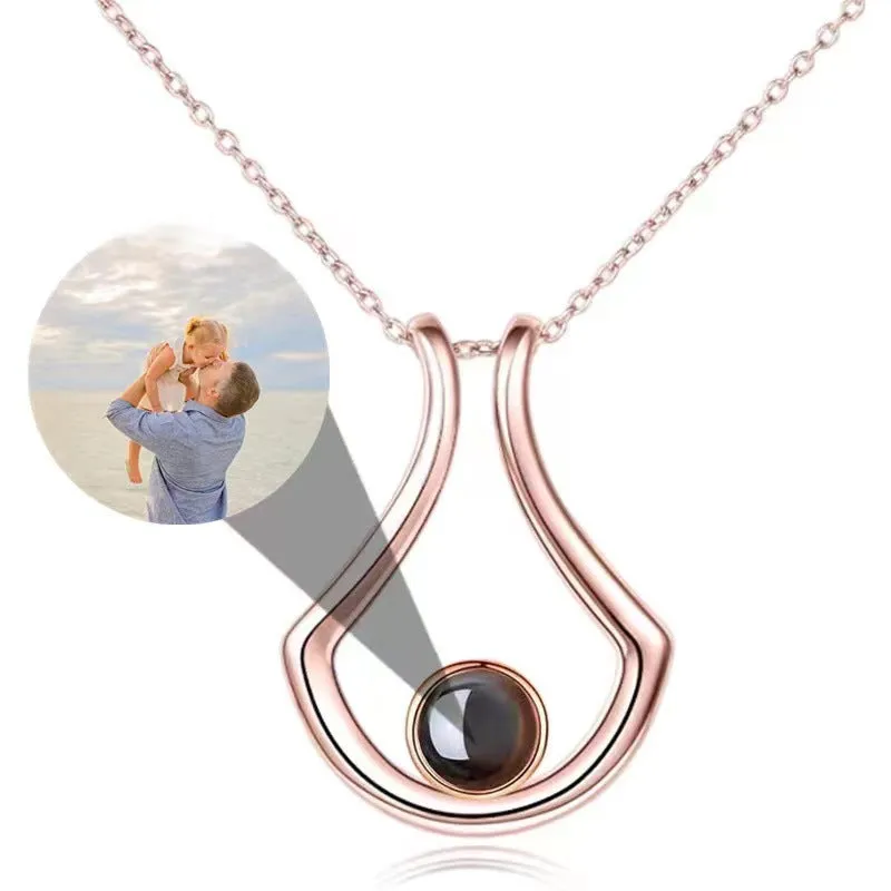 Unique U Projection Necklace